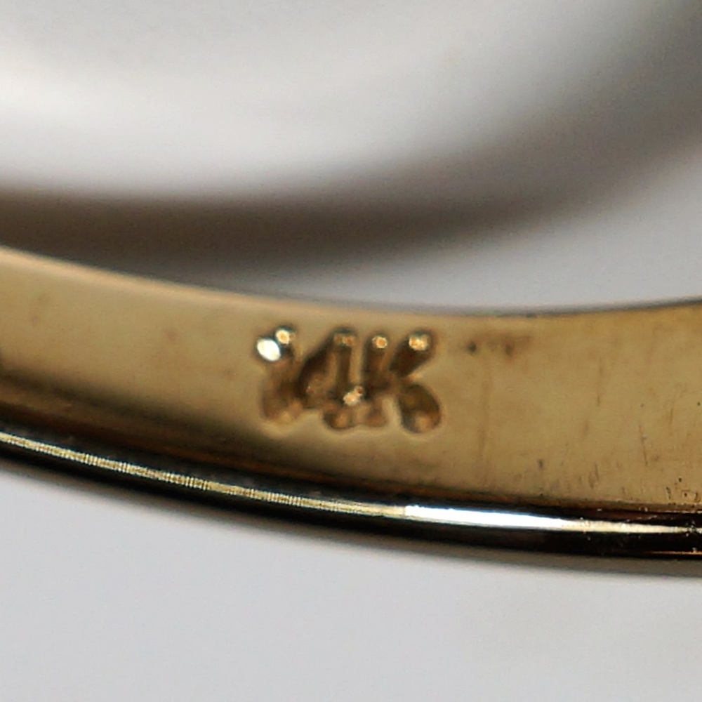 14KY Gold Ruby & Diamond ring - Picture 3 of 5